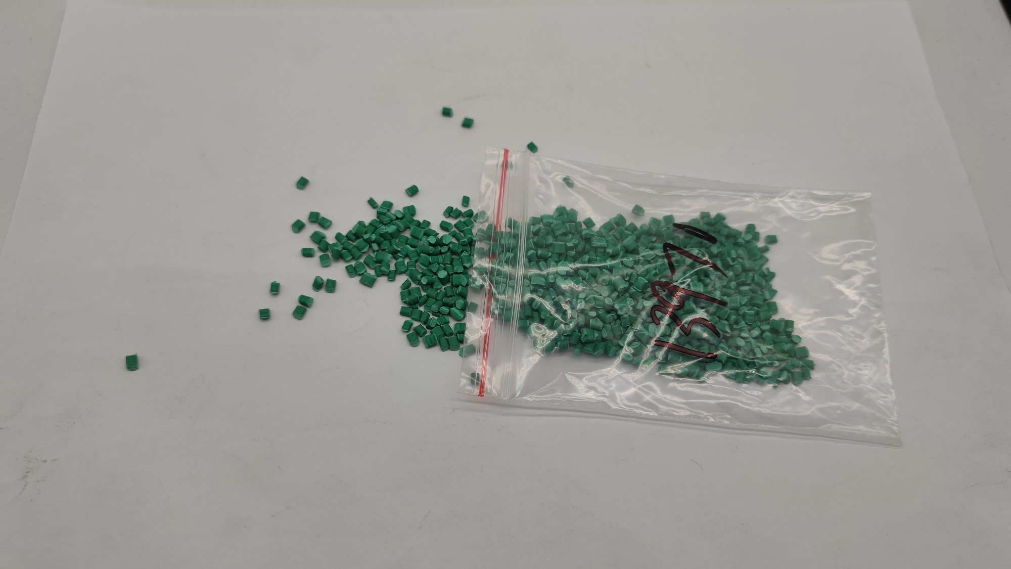 ABS色母粒加工中的常见问题及解决方案