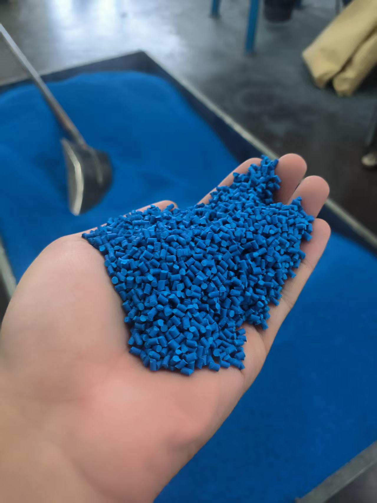 色母粒分散性不佳会导致中空板哪些缺陷