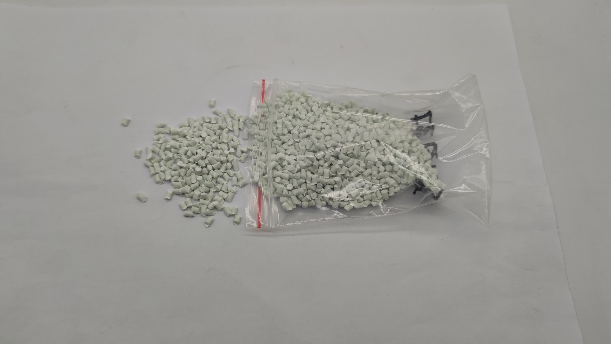 色母粒对塑料托盘的承重能力有提升吗